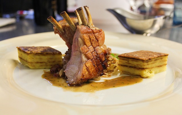 What type of dishes does Snooker Palace offer, and are there any specialties?